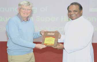 Dr. Andrew Briggs, Emeritus Professor of Nanomaterials, Oxford University, London, United Kingdom